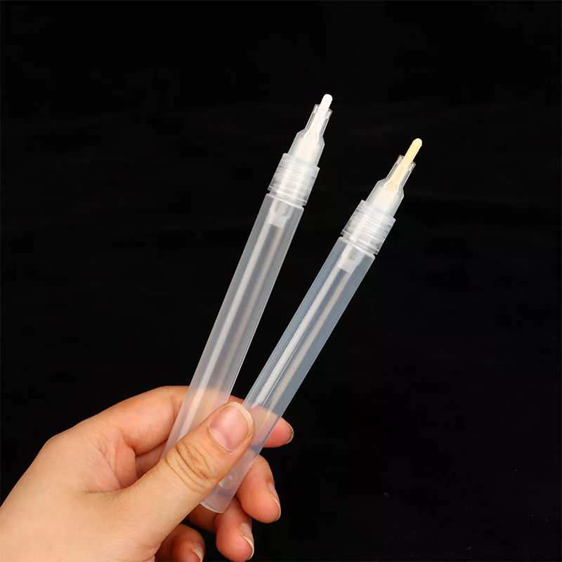 Tubo de plástico recargable y  - Midsole Marker Paint reseña y precio